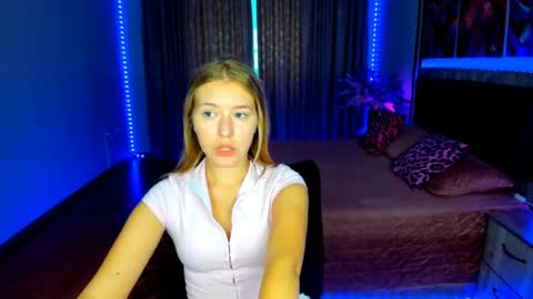 RosaRising online show from July 25, 9:05 am