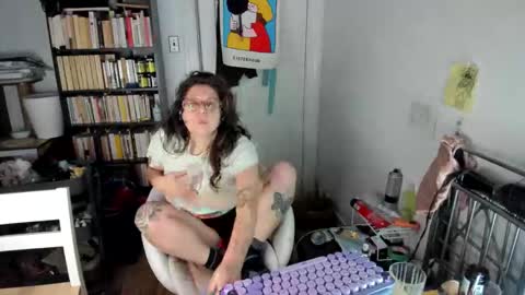 rose257044 online show from November 18, 9:49 pm