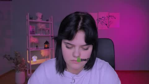 rose_dark_ online show from March 15, 9:39 pm