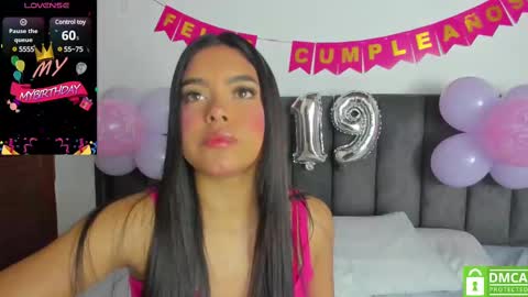 Snapshot of rose_evans__ chatting on March 11, 2:07 pm Rose online show from March 11, 2:07 pm