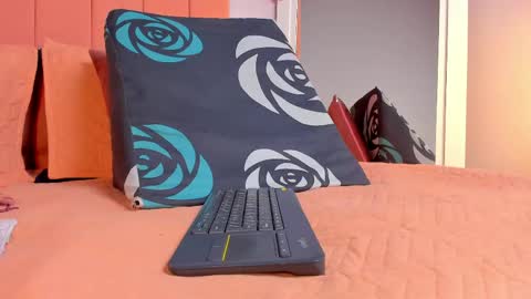 Rosse online show from April 22, 7:11 pm