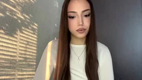 Snapshot of rosenavillifana chatting on September 10, 1:55 pm Mimi online show from September 10, 1:55 pm