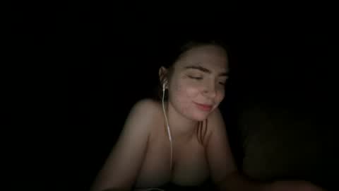roseyla1 online show from July 7, 6:47 am