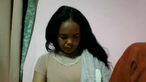 rosia685234 online show from July 30, 2:12 am