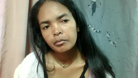 rosia685234 online show from July 2, 3:23 am