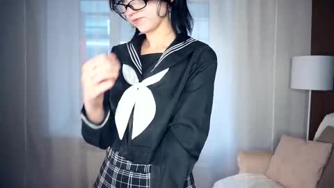 Snapshot of rositabegolli chatting on October 5, 8:30 am Edwina online show from October 5, 8:30 am