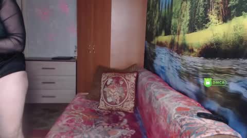 Snapshot of rositasky chatting on January 8, 3:40 am RositaSky online show from January 8, 3:40 am