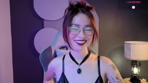 Miss Rosse online show from June 7, 2:35 pm