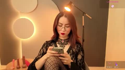 Miss Rosse online show from November 6, 3:18 pm