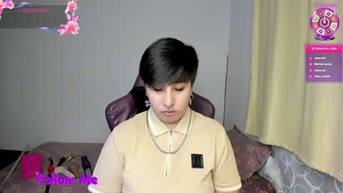 ROSSE DEMOND  online show from July 8, 11:18 pm