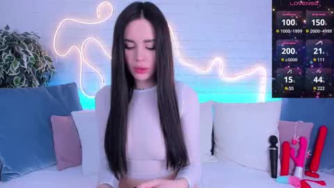 Snapshot of rossy_babe_ chatting on February 24, 12:05 am Rossy online show from February 24, 12:05 am