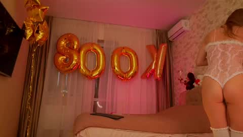 Hi Im Maria Check my Bio  online show from May 5, 1:14 pm