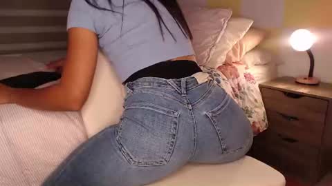 Rouss marie henao  online show from July 3, 10:49 pm