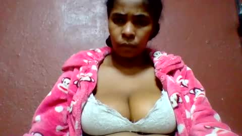 rovaelyah online show from June 14, 8:58 am