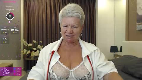 Roxana online show from December 4, 12:57 am