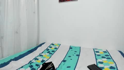 Snapshot of roxanajames__ chatting on September 11, 4:07 pm roxy online show from September 11, 4:07 pm