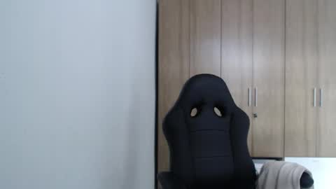 Roxana online show from December 14, 8:03 pm