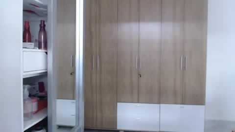 Roxana online show from February 11, 7:05 pm