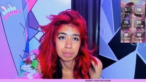 Snapshot of roxanbunny chatting on December 4, 4:54 am roxxy online show from December 4, 4:54 am