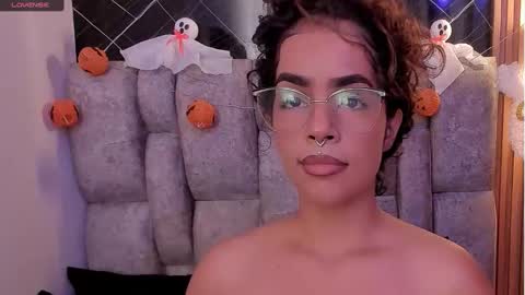 Roxanna online show from October 11, 12:52 pm