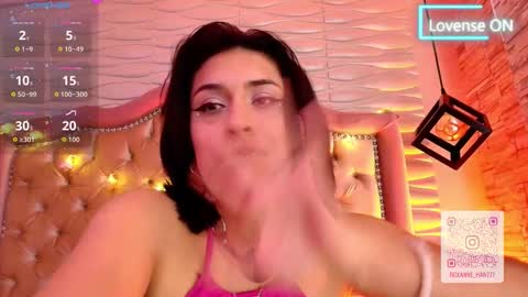 roxanne_han online show from January 7, 6:00 pm