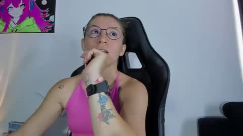 roxanne online show from June 30, 6:18 pm