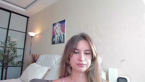 Snapshot of roxxana227 chatting on September 24, 6:34 am Rox online show from September 24, 6:34 am