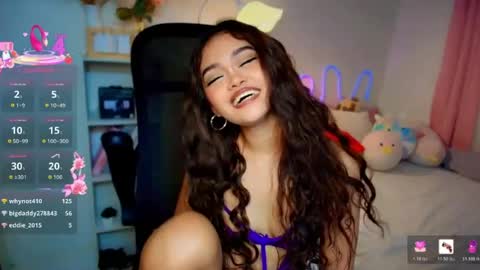 roxxy_blossom online show from June 14, 2:24 am