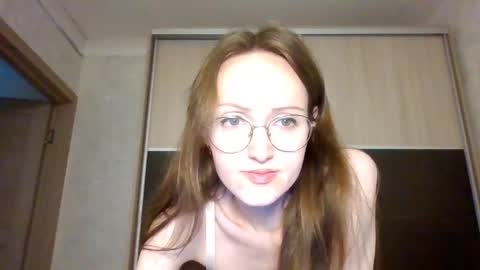 Roxxy Wharton online show from October 18, 7:33 am