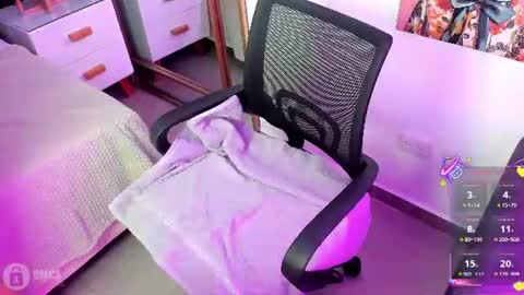 Annah  online show from July 24, 10:57 am