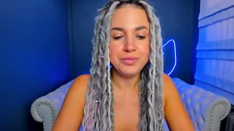 Roxy online show from September 20, 2:32 am