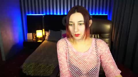 Snapshot of roxy_rayy chatting on February 13, 4:39 pm roxy_rayy online show from February 13, 4:39 pm