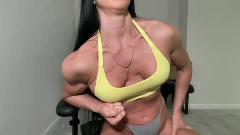roxyheartley online show from June 12, 9:23 pm