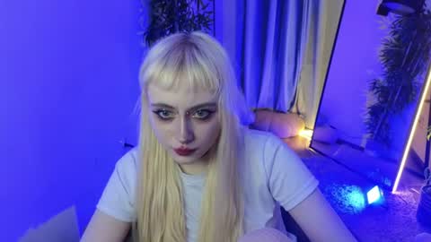 Rraffaellka online show from July 30, 10:43 pm