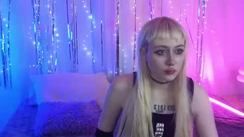 Rraffaellka online show from August 4, 9:54 pm