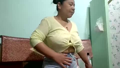 ruby_chann online show from May 4, 12:14 am