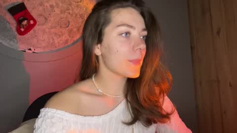 AYSHE online show from February 16, 8:41 pm