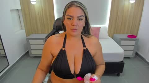 R U B Y online show from June 20, 2:59 am
