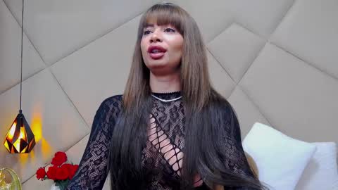 Snapshot of rubyluxee chatting on February 2, 5:53 am Ruby Luxe online show from February 2, 5:53 am