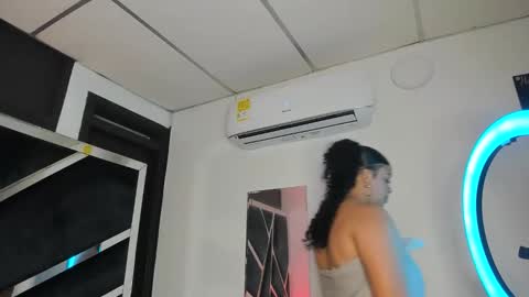 rubyxht online show from February 8, 4:00 pm