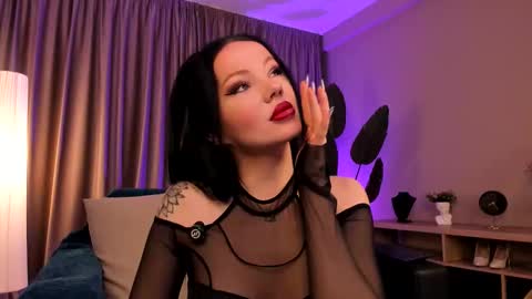 Chrissy online show from February 9, 5:04 pm