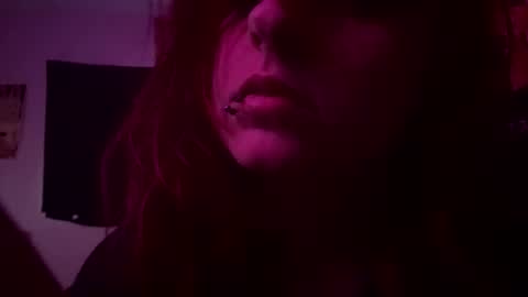 luna gloomy online show from May 11, 1:02 pm