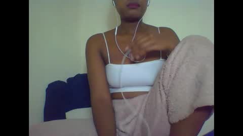 Snapshot of rycie chatting on October 13, 4:09 pm Rycie online show from October 13, 4:09 pm
