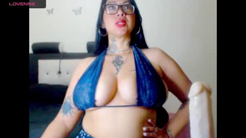 saalomee 1 online show from August 3, 11:10 pm