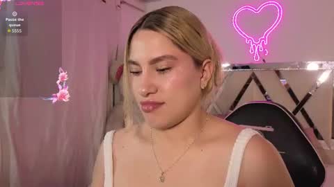 saaya_tay online show from June 12, 3:25 am