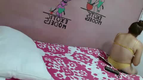 sabrina_81 online show from April 26, 7:33 pm