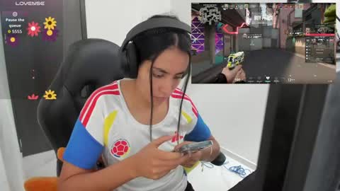 Angie  online show from July 9, 5:48 pm