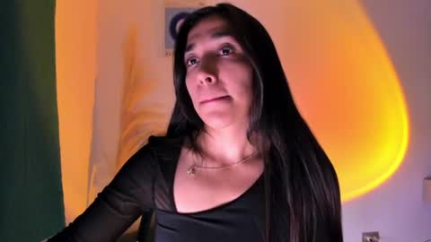 Sabrina Evans online show from July 17, 2:05 am