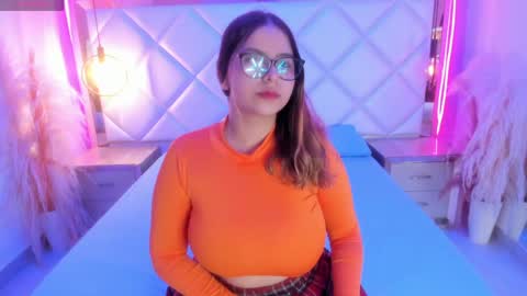 sabrinaleblanc online show from May 26, 11:31 am