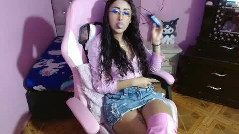 sabrinapaulson online show from May 6, 6:56 pm